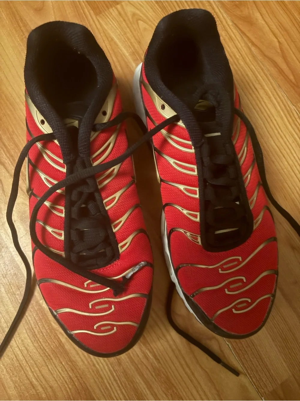 Nike air max plus Red, Gold & Black women sneakers